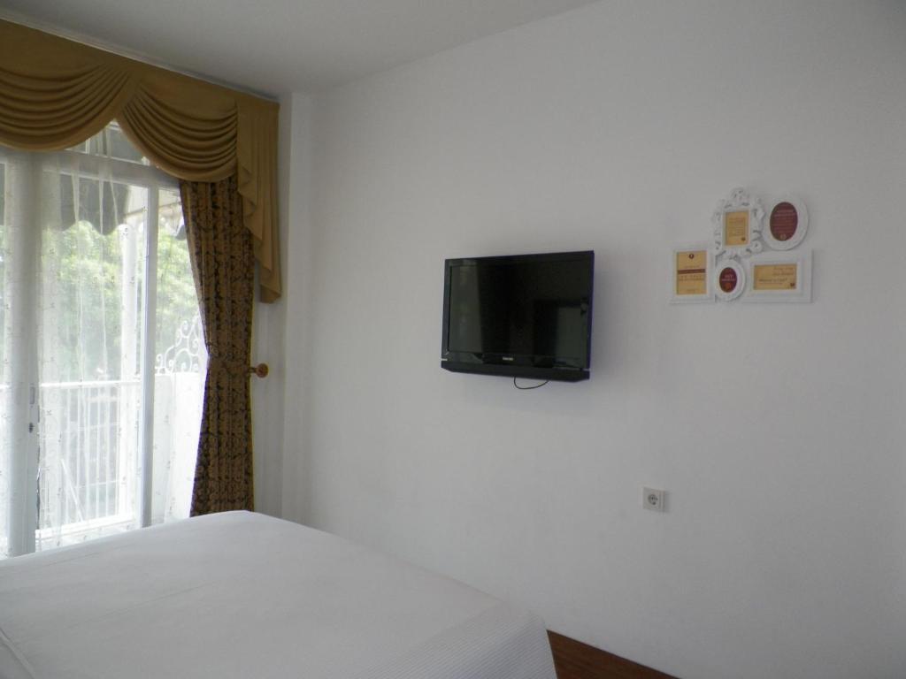 The Victoria Guesthouse Bandung Værelse billede